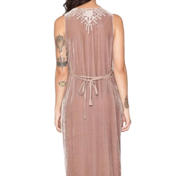 NWOT Johnny Was Velvet Embroidered Dress Sz M - Picture 8 of 9